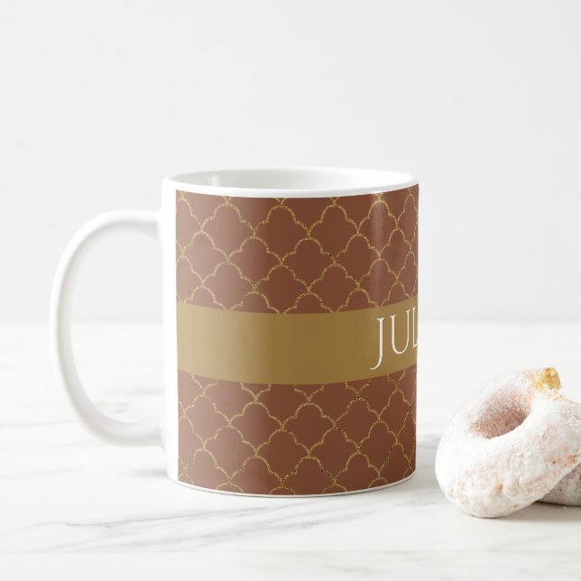 Caneca De Café Mocha Dourado Quatrefoil Personalizado (Com Donut)