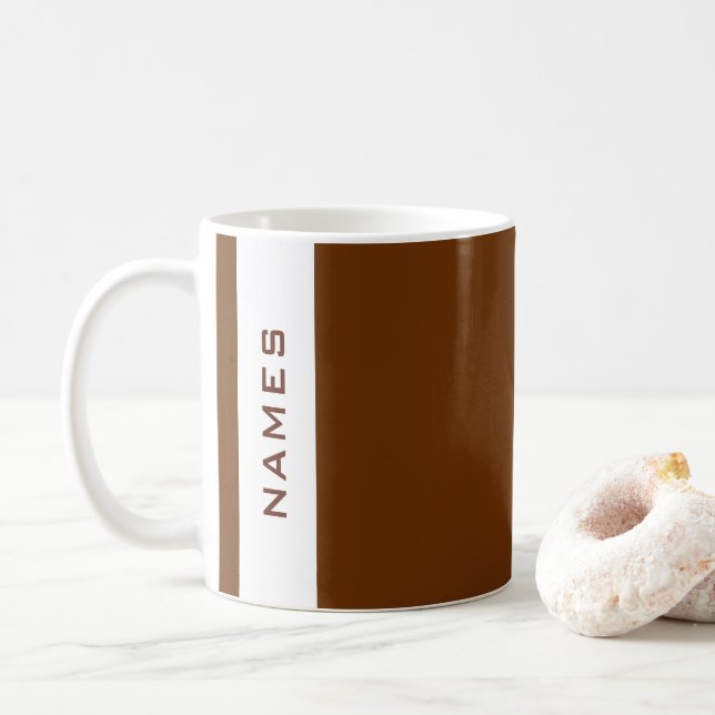 Caneca De Café Modelo de Nomes Mínimos Elegantes Modernos (Com Donut)