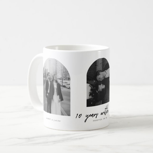 Caneca De Café Modern 10-Year Anniversary Wedding Couple Photos (Frente Esquerda)