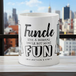 Caneca De Café Modern Funny Cote 'Funcle' 2 x Foto | Tio<br><div class="desc">Todo mundo tem um "Funcle". Esta linda caneca de café moderna mostra o texto "Funcle,  como um tio normal,  mas mais divertido!",  duas fotos quadradas e seus sobrinhos ou sobrinhos. Faz um presente de excelente para seu aniversário de tios ou natal presente.</div>