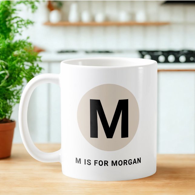 Caneca De Café Modern Initial Mug – “M is for [Name]” Design (Criador carregado)