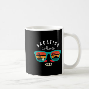 Caneca De Café Modo De Férias De Cotação Engraçado Na Vintage De