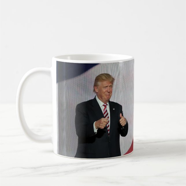 Caneca De Café Moedas de um centavo de Donald Trump & de Mike (Esquerda)