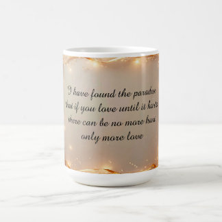 Caneca De Café Moldura Dourada Elegante Ornamentada