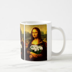 Caneca De Café Mona Lisa com o buquê dos rosas brancos