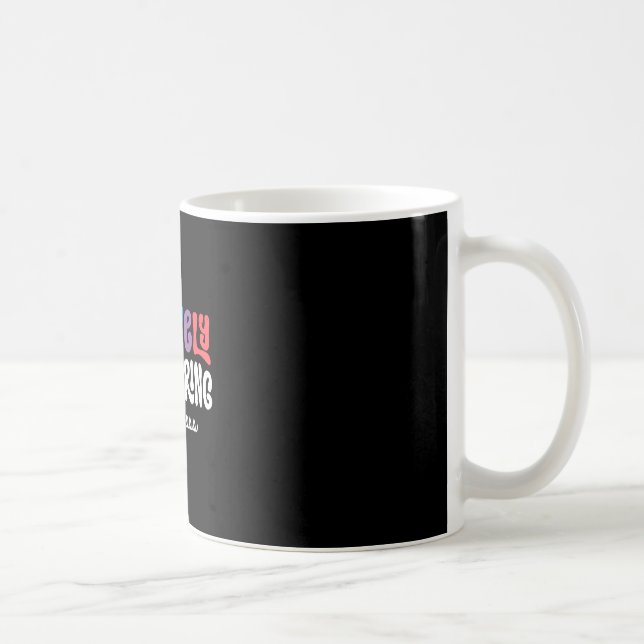 Caneca De Café Monitorando Ativamente Como um Dia de Testes do Es (Direita)