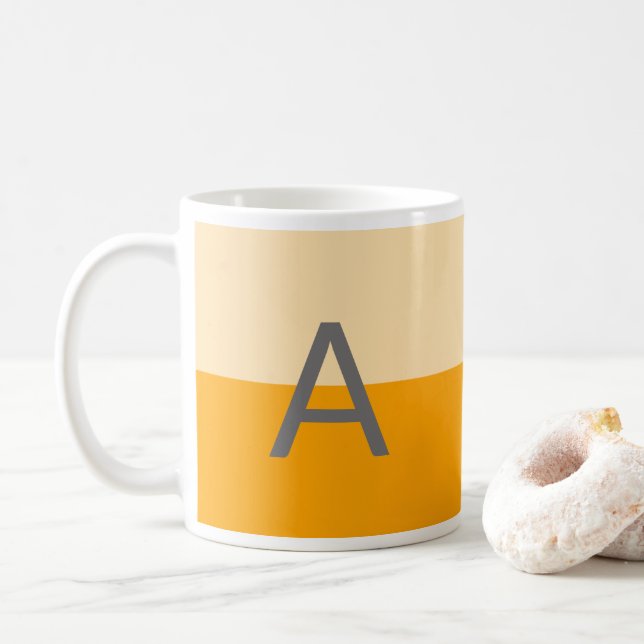 Caneca De Café Monograma Amarelo Moderno Daffodil (Com Donut)