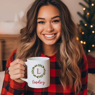 Caneca De Café Monograma da família Wreath Holiday Greenery