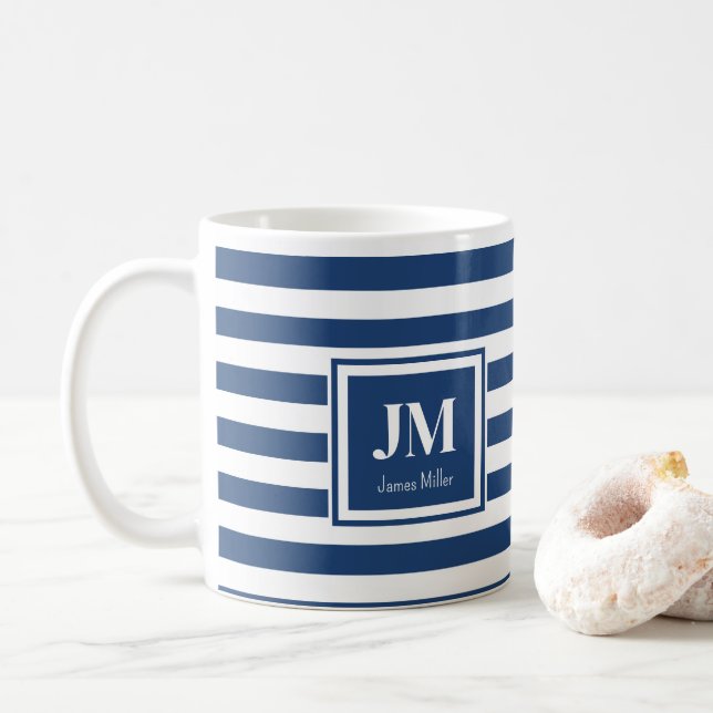 Caneca De Café Monograma das faixas náuticas azul e branca (Com Donut)