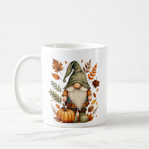 Caneca De Café Monograma de gnomo sazonal divertido de outono