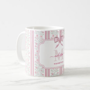 Caneca De Café Monograma de Laço Coquette Floral Rosa Vintage