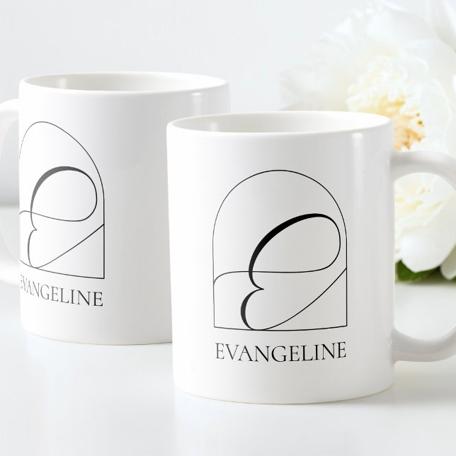 Caneca De Café Monograma de Letra Inicial E em Script Preto Arco  (Minimal Arch Black Script Initial E Name Monogram Coffee Mug)