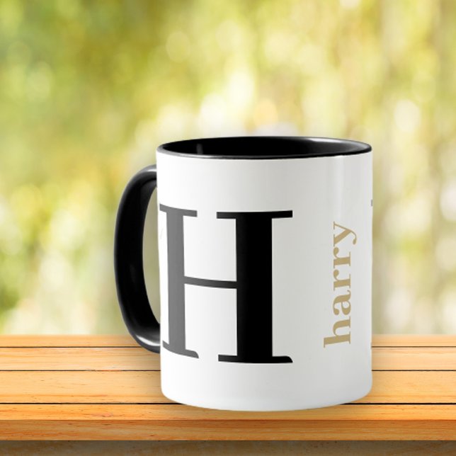 Caneca De Café Monograma em negrito moderno Nome Dourado Café Mug (Personalize with Custom Name and Monogram Initial. 
Create a Unique Gift Today! )