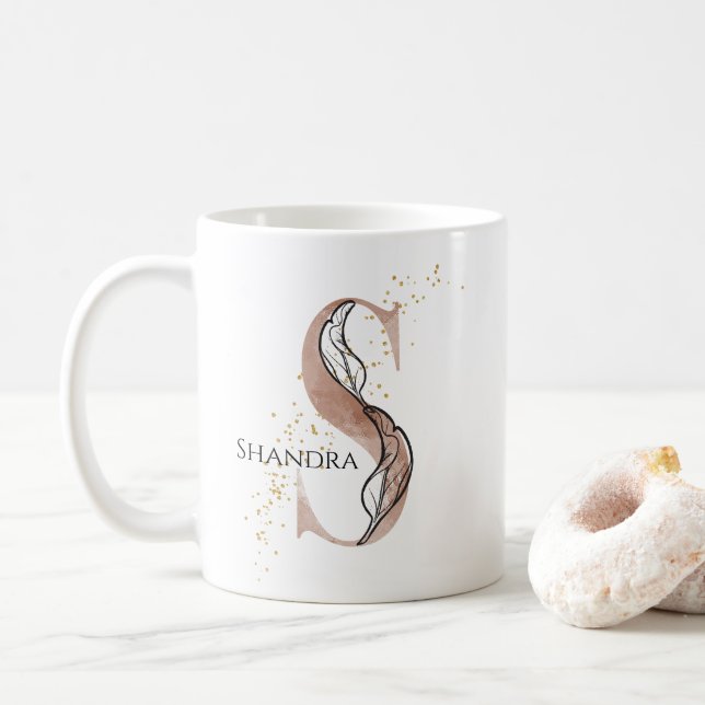 Caneca De Café Monograma - Letra Moderna Inicial S Boho Personali (Com Donut)