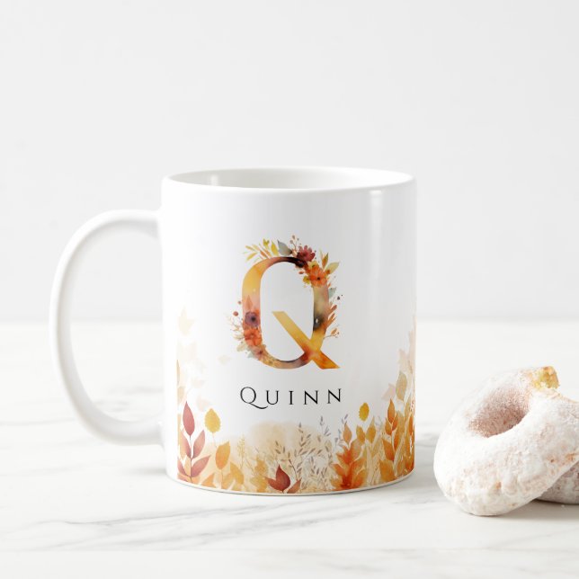Caneca De Café Monograma - Letra Q Folga Inicial (Com Donut)