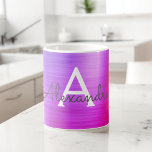 Caneca De Café Monograma Metálico Roxo Nome & Inicial<br><div class="desc">Purple Faux Metallic Stainless Steel Monograma Name e Coffee Mug Inicial. A xícara de café faz o presente perfeito para alguém que ama designs metálicos de luxo.</div>