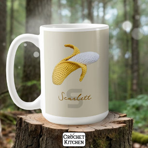 Caneca De Café Monograma Moderno Mínimo Nome Crochet Banana