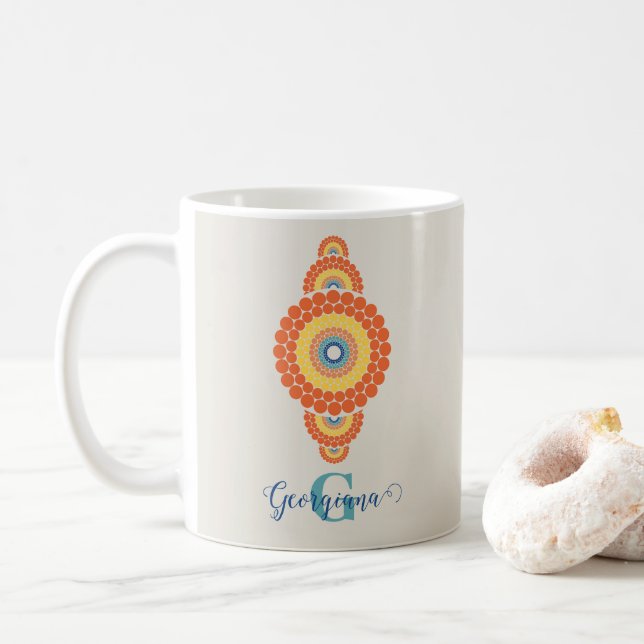 Caneca De Café Monograma Radiante Egeu Verão Mandala Ornamental (Com Donut)