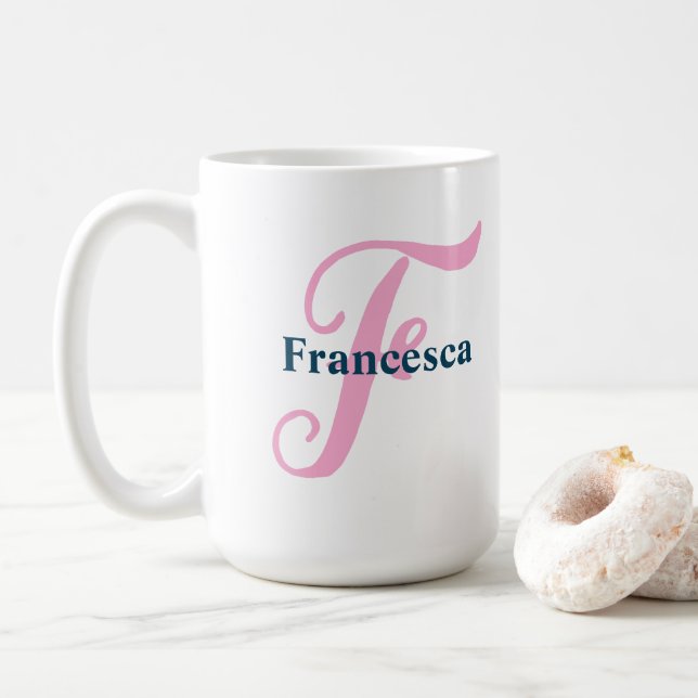 Caneca De Café Monograma Rosa Personalizado - Letra F Nome Person (Com Donut)