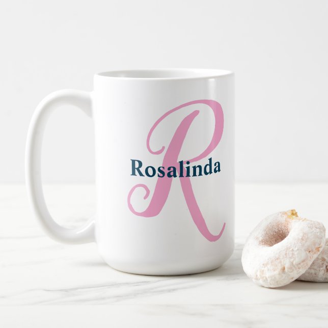 Caneca De Café Monograma Rosa Personalizado - Letra R Nome Person (Com Donut)