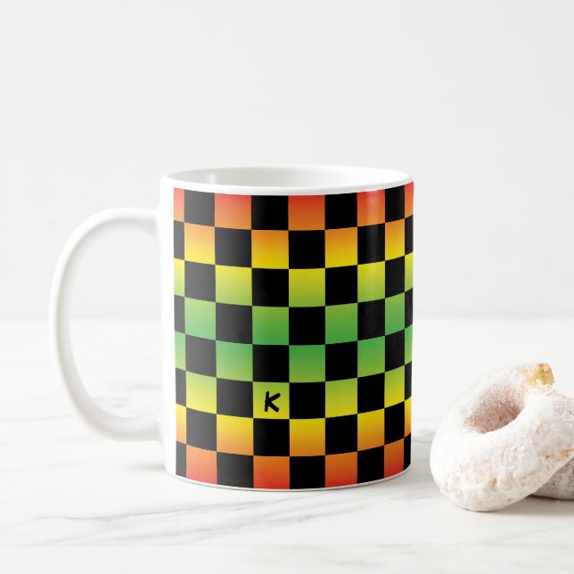 Caneca De Café Monograma Verificado de Massa Verde Amarelo Vermel (Com Donut)