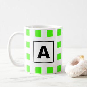 Caneca De Café Monogramas Padrões de Azulejo verde neonês inici