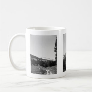 Caneca De Café Montanhas B&W de 11 oz Mug