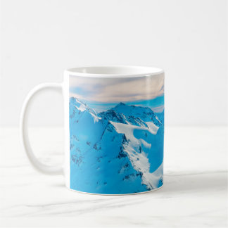 Caneca De Café Mountains with snow peaks and sunset skysnow,alpin