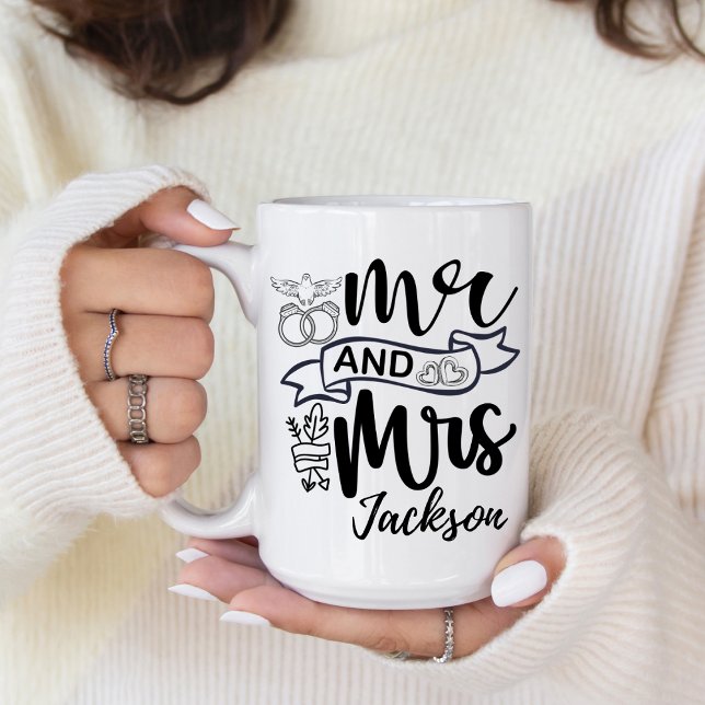 Caneca De Café Mr. and Mrs. Newly Wed Mug (Customize this Mr. and Mrs. newly wed coffee mug. )