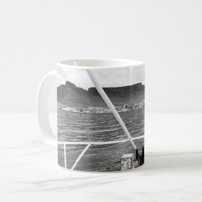 Caneca De Café Mug com imagem de Baía de Mesa e Montanha de Mesa (Frente Esquerda)