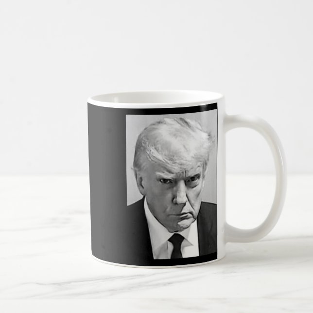 Caneca De Café Mug Shot - Donald Trump Mug Shot (Direita)