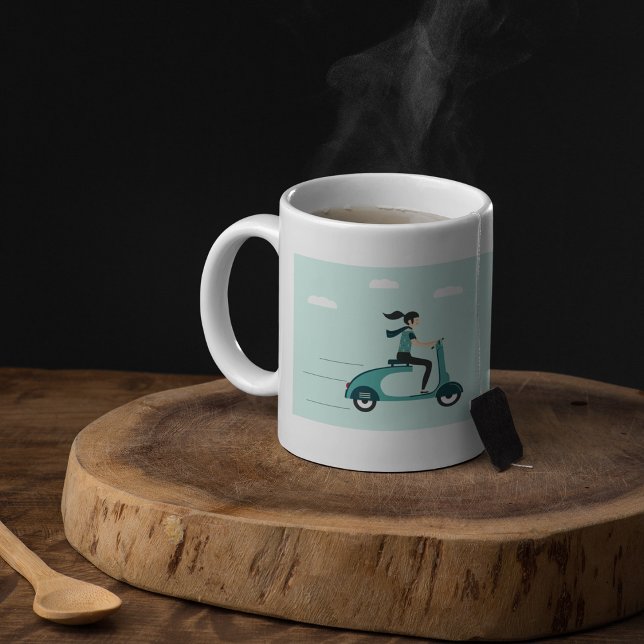 Caneca De Café Mulher Em Um Patinete De Café (Criador carregado)