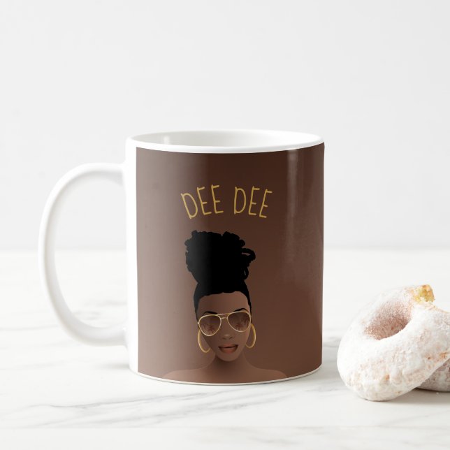 Caneca De Café Mulher Negra, Dourada sombra e sopro alto, castanh (Com Donut)