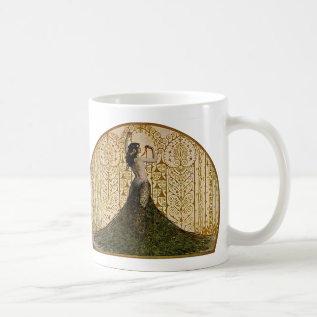 Caneca De Café Mulher numa saia peacock (Direita)