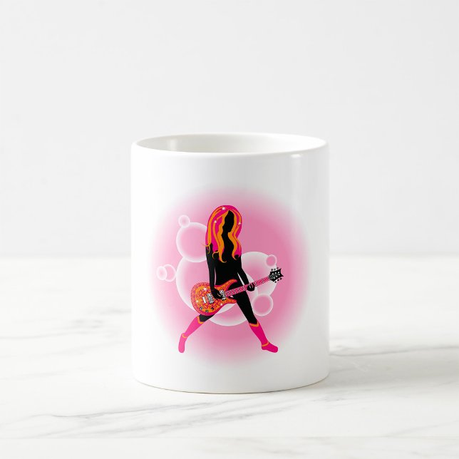 Caneca De Café Mulher tocando violão (Criador carregado)