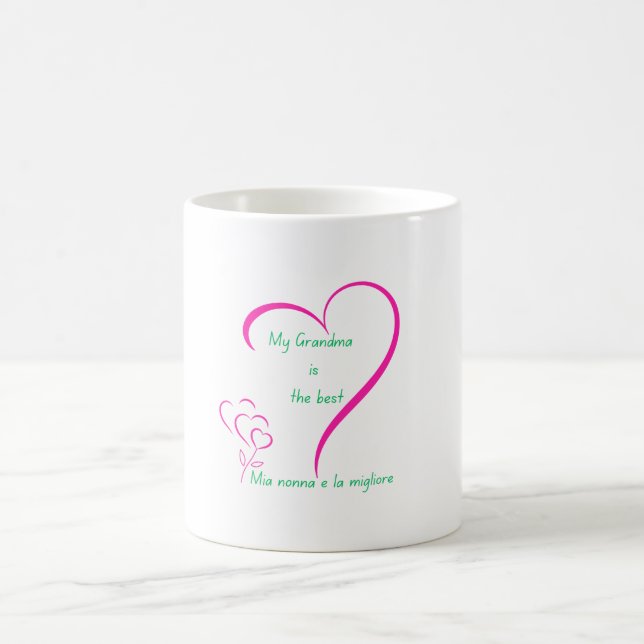 Caneca De Café My Grandma Is the Best – Bilingual Heart Tribute (Centro)