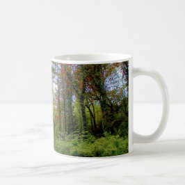 Caneca De Café Na floresta