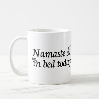 Caneca De Café Namaste na cama