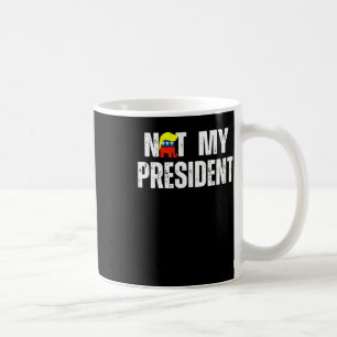 Caneca De Café Não é o meu Presidente Trump 2025