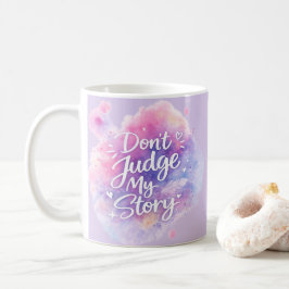 Caneca De Café Não Julgue Tipografia Inspiradora em Aquarela