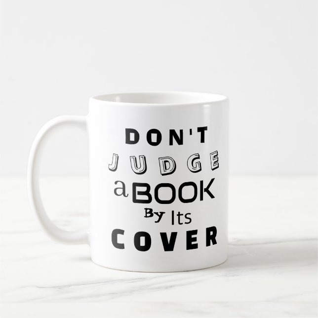 Caneca De Café "Não julgue um livro pelo seu Cobrir" (Esquerda)