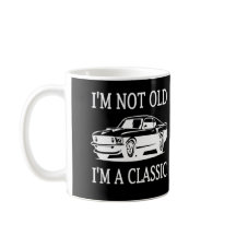 Não sou velho sou um carro clássico engraçado