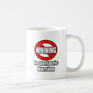 Caneca De Café Não Suspender Na Enfermagem Geriátrica