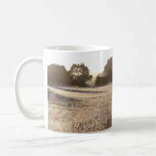 Caneca De Café Nascer do sol na paisagem da trilha Bear Valley