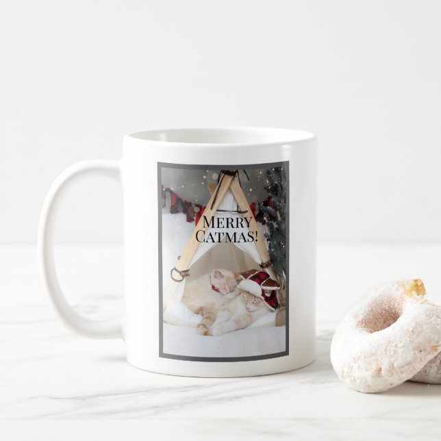 Caneca De Café Natal de Gatinhos Brancos e Bonitos (Com Donut)