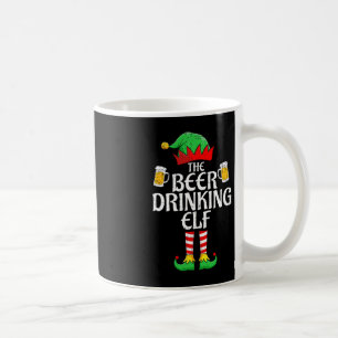 Caneca De Café Natal do Grupo Familiar de Cerveja Bebendo Elf Cor