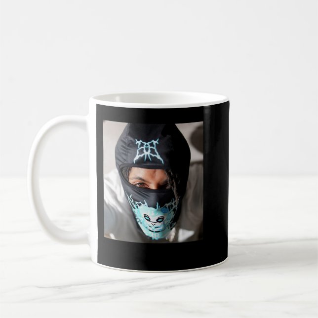 Caneca De Café NBA Youngboy Poster Premium T Shirt (Esquerda)