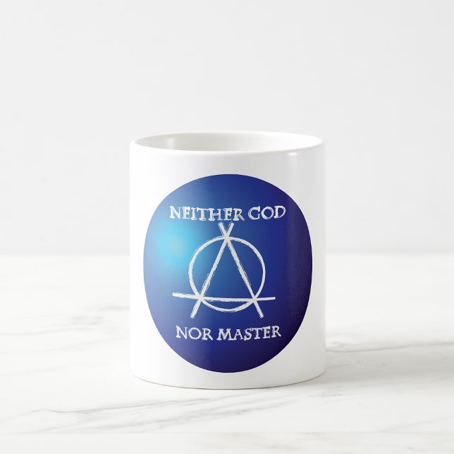 Caneca De Café Nem Deus nem o símbolo da Anarquia Mestre (Criador carregado)