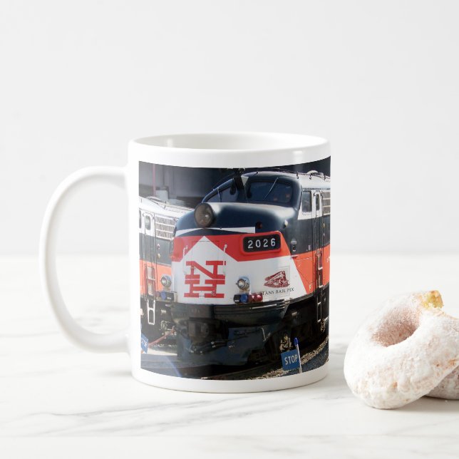 Caneca De Café New Haven Railroad ( C- DOT ) FL 9M 2026  (Com Donut)