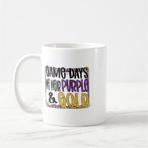 Caneca De Café No Dia do Jogo de Futebol Nós Usamos Roxo e Dourad